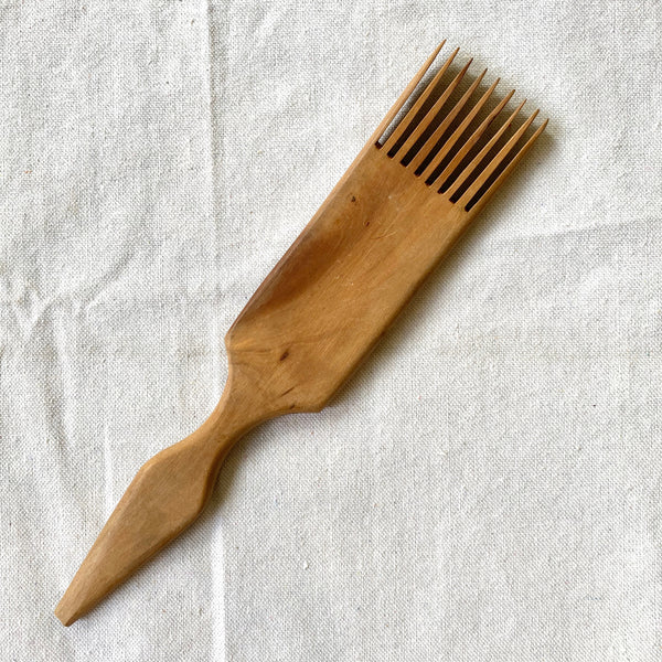 VINTAGE NAVAJO WEAVING COMB - 26