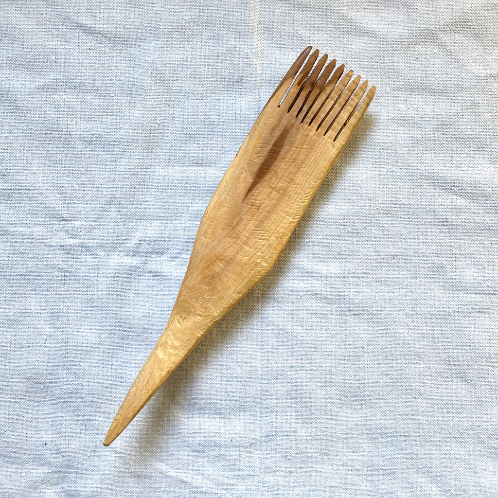 VINTAGE NAVAJO WEAVING COMB - 22